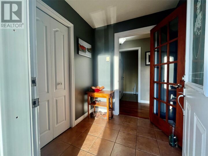 Property Photo:  17 Hillview Avenue  NL A0L 1K0 