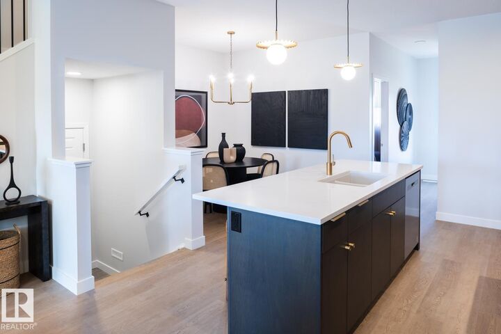 Property Photo: 284 Paterson Li SW AB T6W 5V2