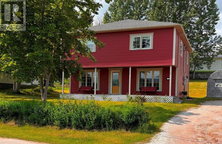 10 Riverbank Road — photo 1
