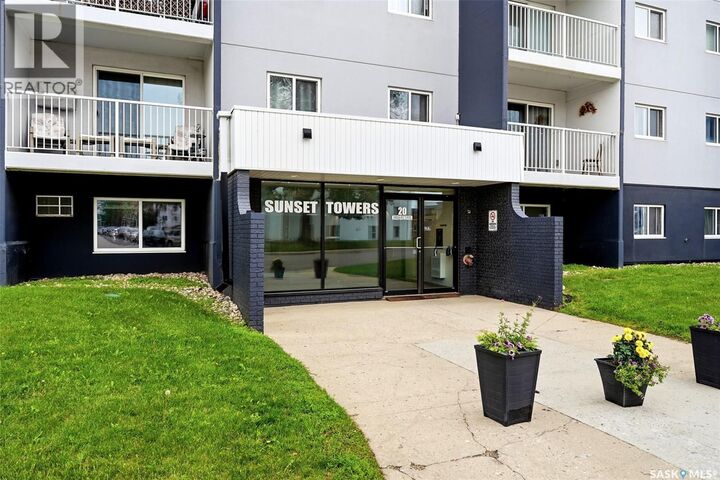 Photo de la propriété:  302 20 Kleisinger Crescent  SK S4R 7M3 