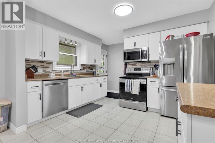 Property Photo:  1570 Laurier Drive  ON N9J 1N5 