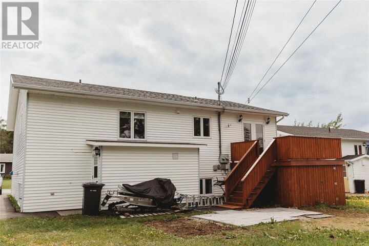 Property Photo:  47 Airport Boulevard  NL A1V 2P8 