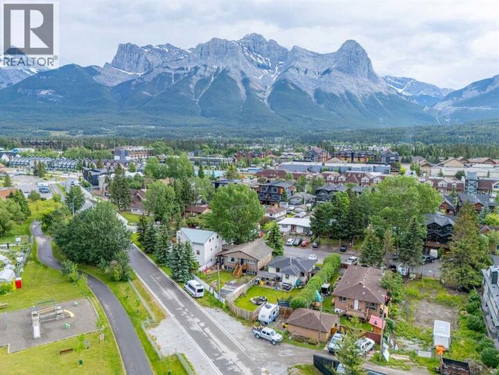 Property Photo: 1306 1st Avenue AB T1W 1M4
