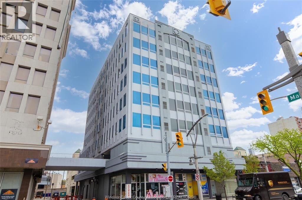 Property Photo:  540 Ouellette Avenue 5B  ON N9A 1B7 