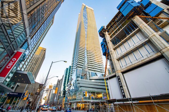 Property Photo:  1 Bloor Street East 1708  ON M4W 0A8 