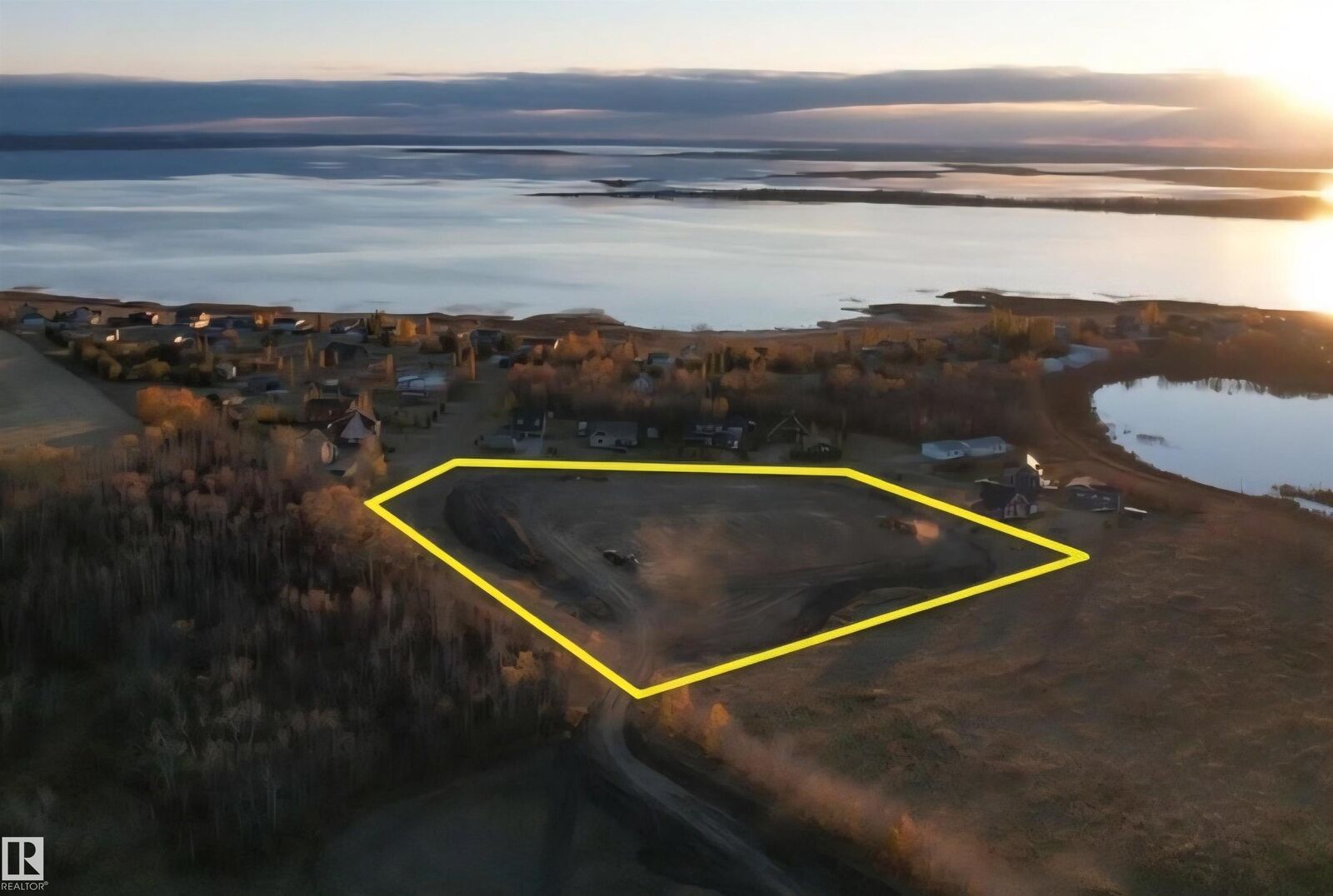 Property Photo: 41251 Range Road 210 AB T0B 0H0