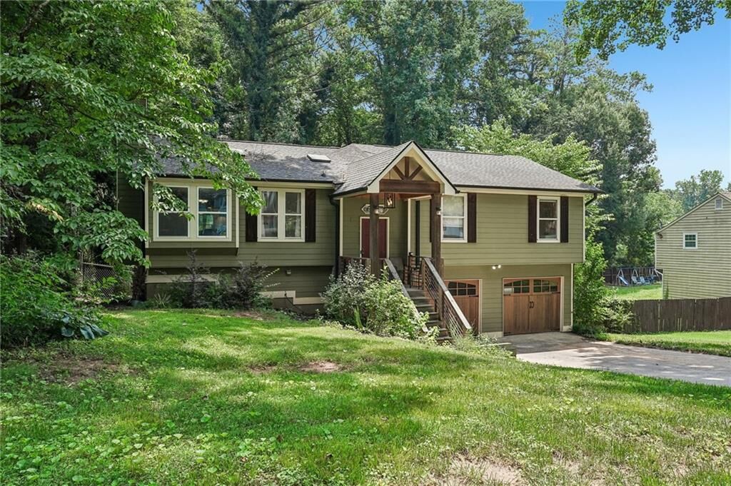 Property Photo:  3400 Chastain Crossing  GA 30066 