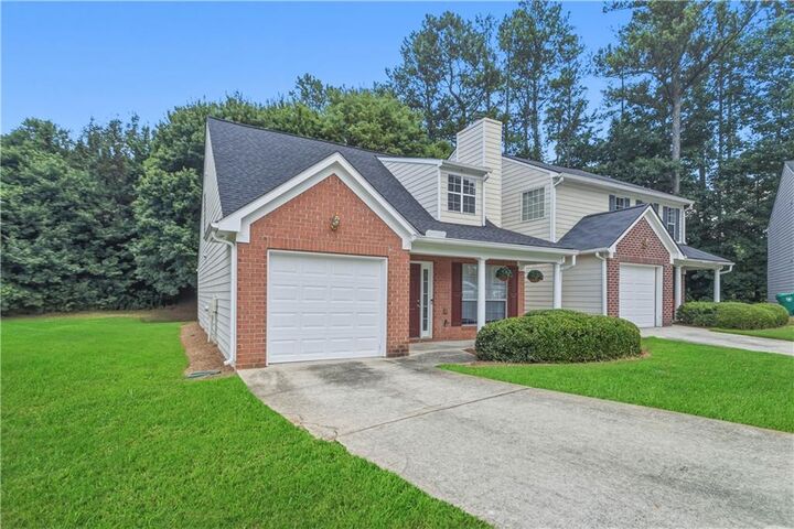Property Photo: 117 Hillandale Court GA 30058