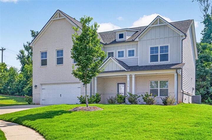 Property Photo:  5270 Woodline View Circle  GA 30011 