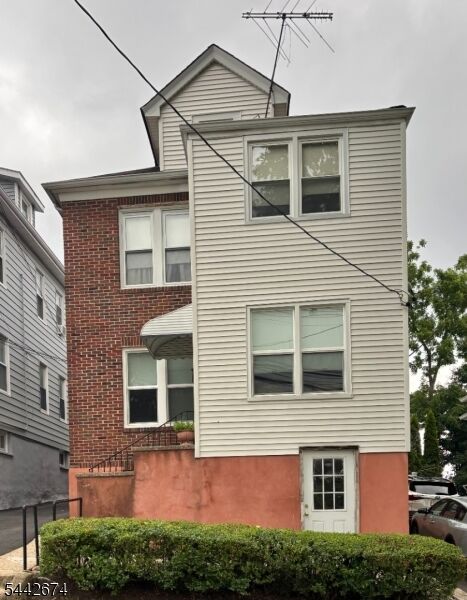 Property Photo: 100 Hancox Ave NJ 07110