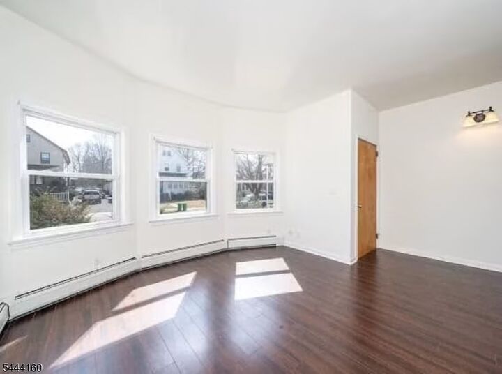 Property Photo:  49 Livingston Ave 1  NJ 07071 