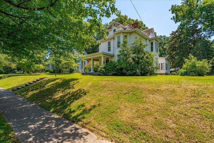 Property Photo:  425 S Morgan Street  KY 42437 
