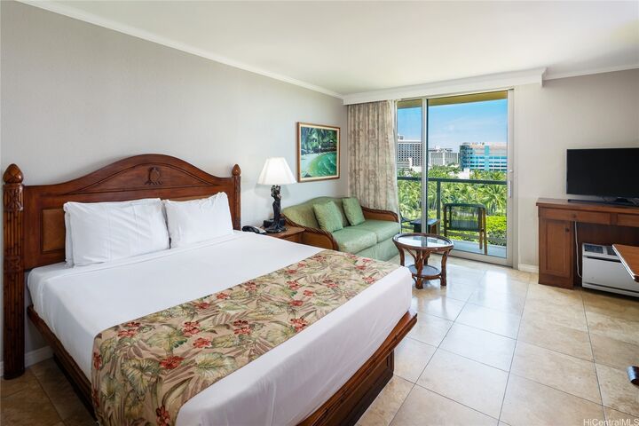 Property Photo:  2045 Kalakaua Avenue 609  HI 96815 