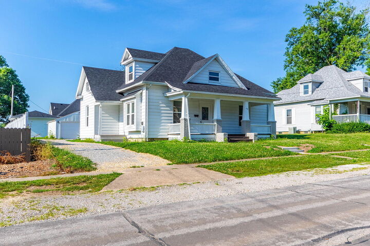 Property Photo:  716 W Love Street  MO 65265 