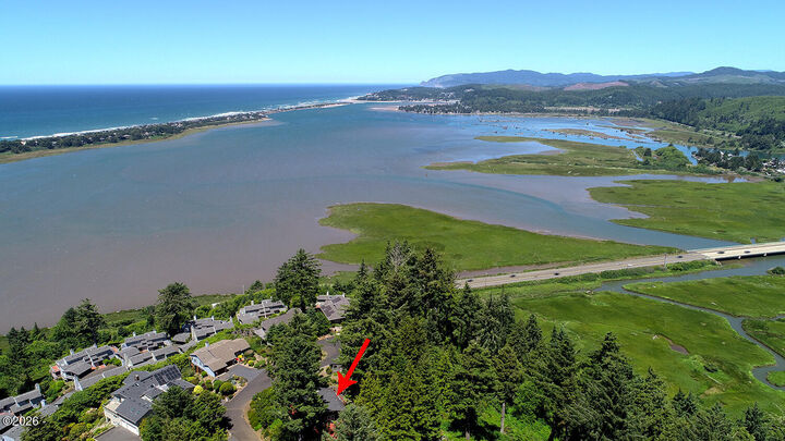 Property Photo: 407 Siletz View Lane OR 97388