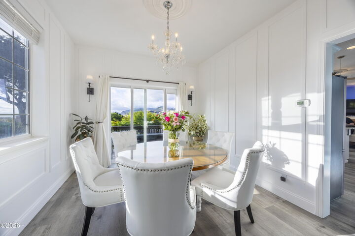 Property Photo:  1615 NW 39th St Street  OR 97367 