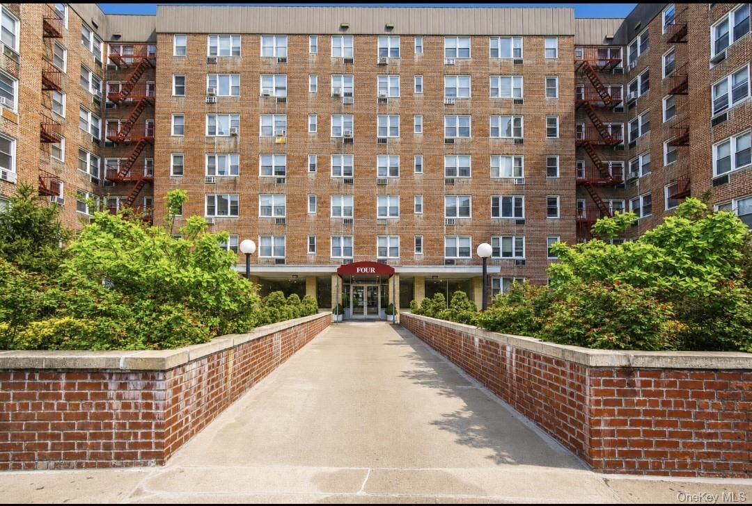 Property Photo: 4 Sadore Lane 1-O NY 10710