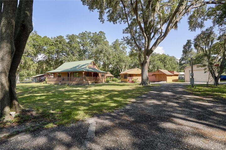 Property Photo: 29953 Briarthorn Loop FL 33545