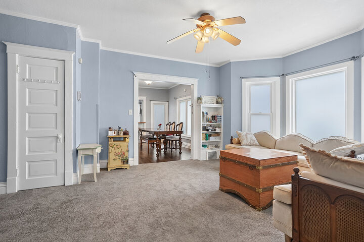 Property Photo:  815 Oneida Street  IL 60435 