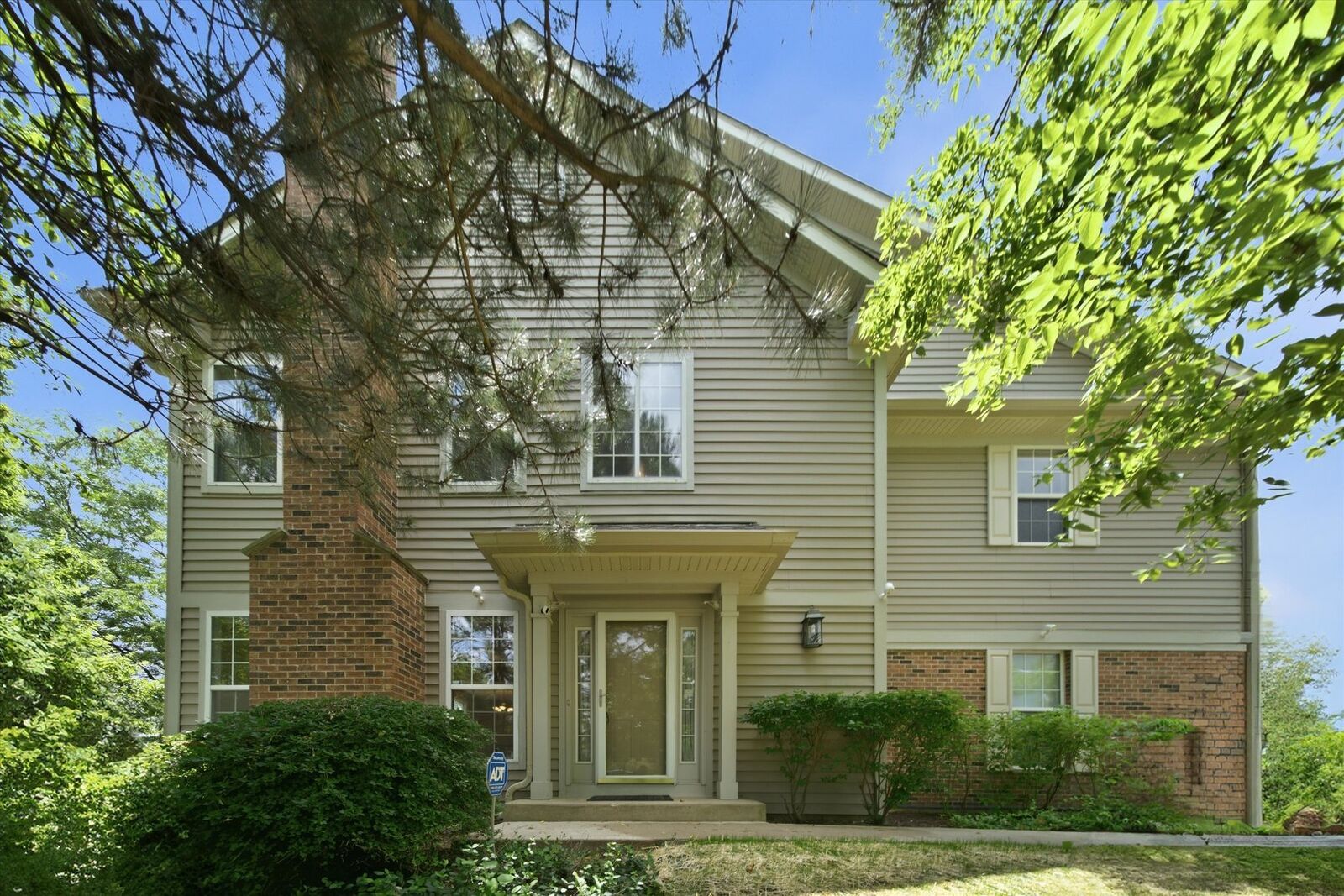 Property Photo: 5451 McDonough Road IL 60192