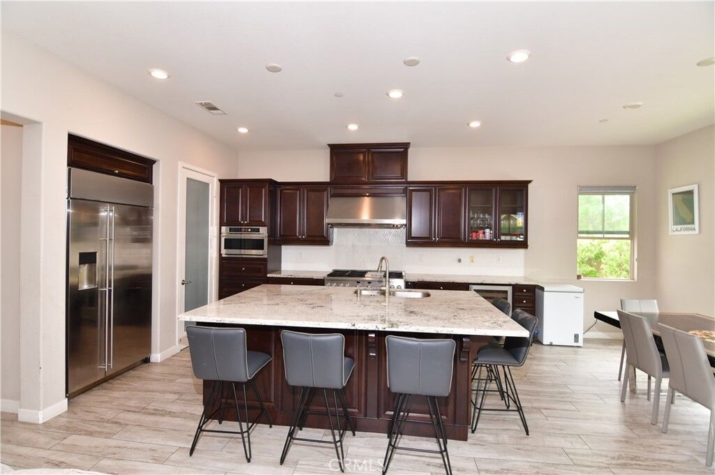 Property Photo:  101 Spoke  CA 92618 