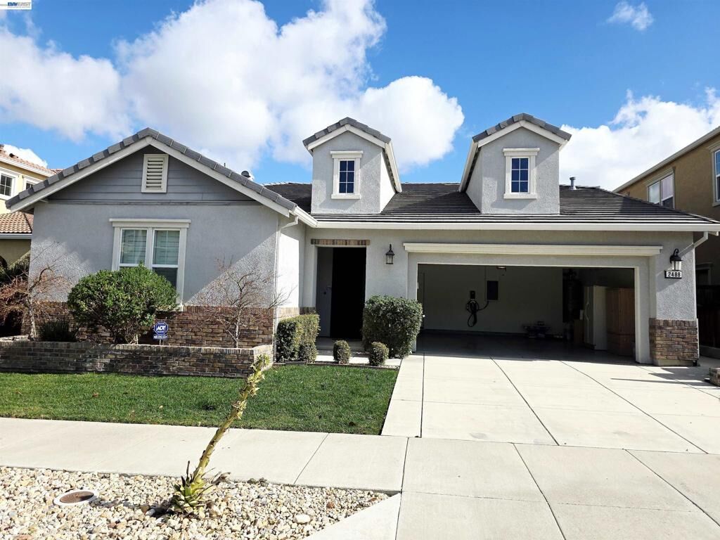 Property Photo:  2488 Remy Cantos Drive  CA 95376-8207 