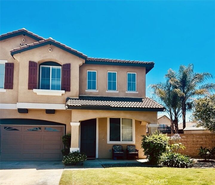 Property Photo:  38209 Talavera Court  CA 92563 