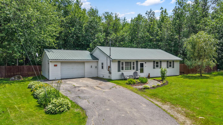 Property Photo:  24 Birch Street  ME 04953 