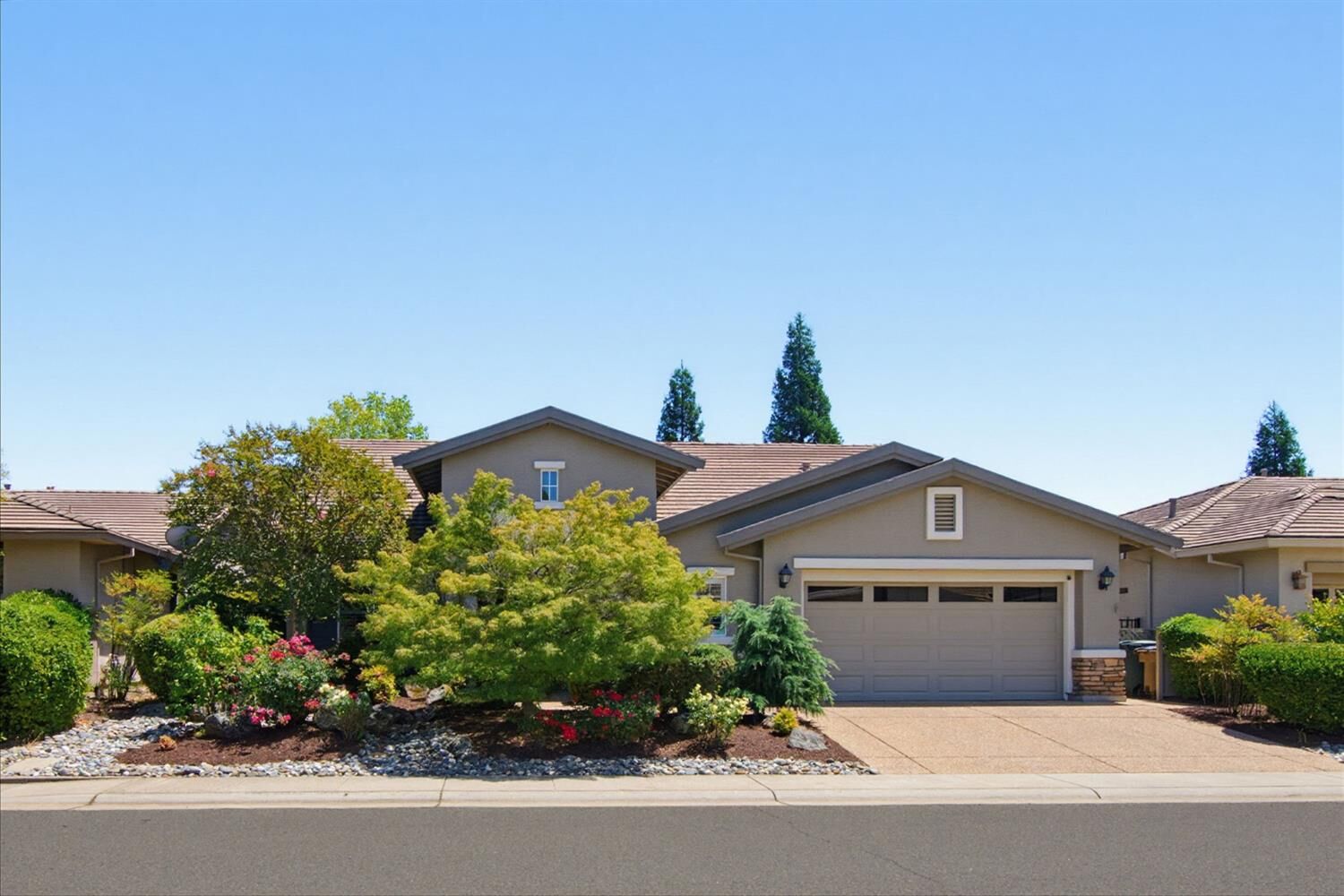 Property Photo: 1230 Overland Lane CA 95648