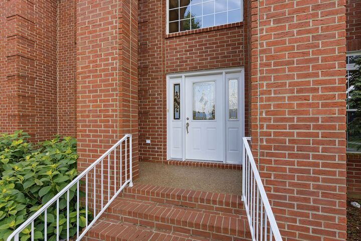 Property Photo:  304 Shute Ct  TN 37138 