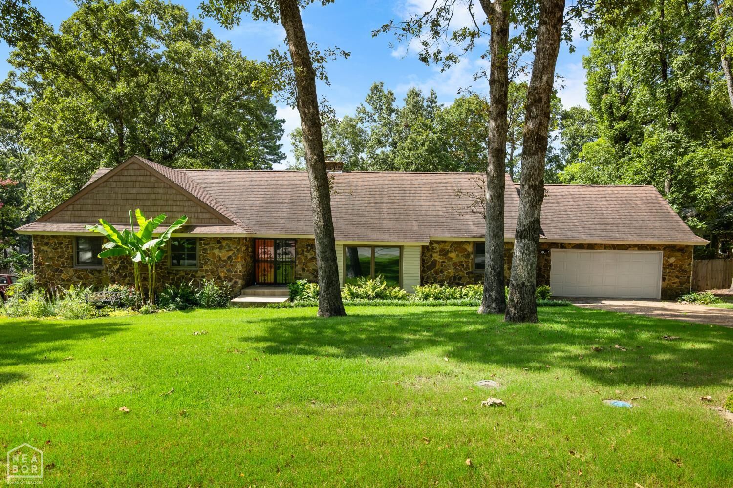 Property Photo: 2201 Paula Drive AR 72401