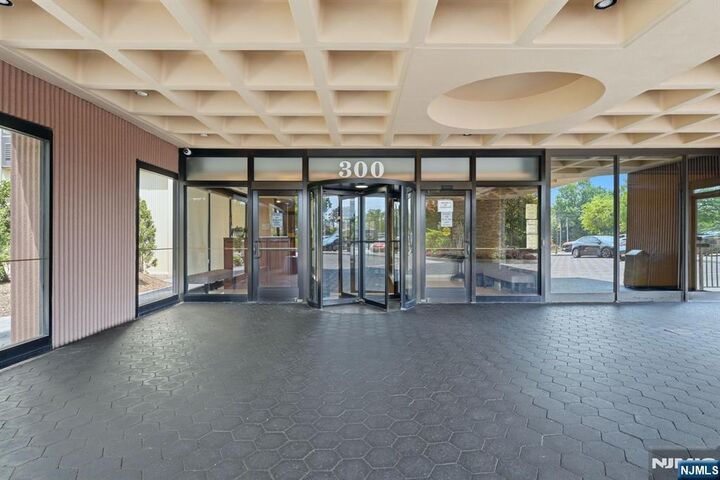 Property Photo:  300 Winston Drive C0518  NJ 07010 
