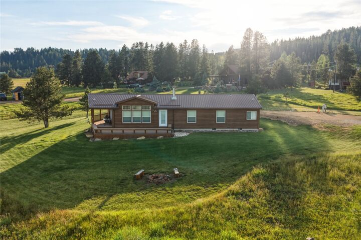 Property Photo:  6 Ruffing It Lane  MT 59711 
