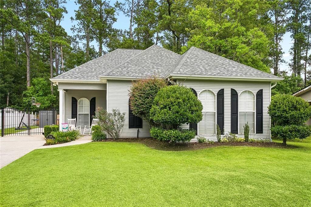 Property Photo: 225 Highland Drive LA 70471