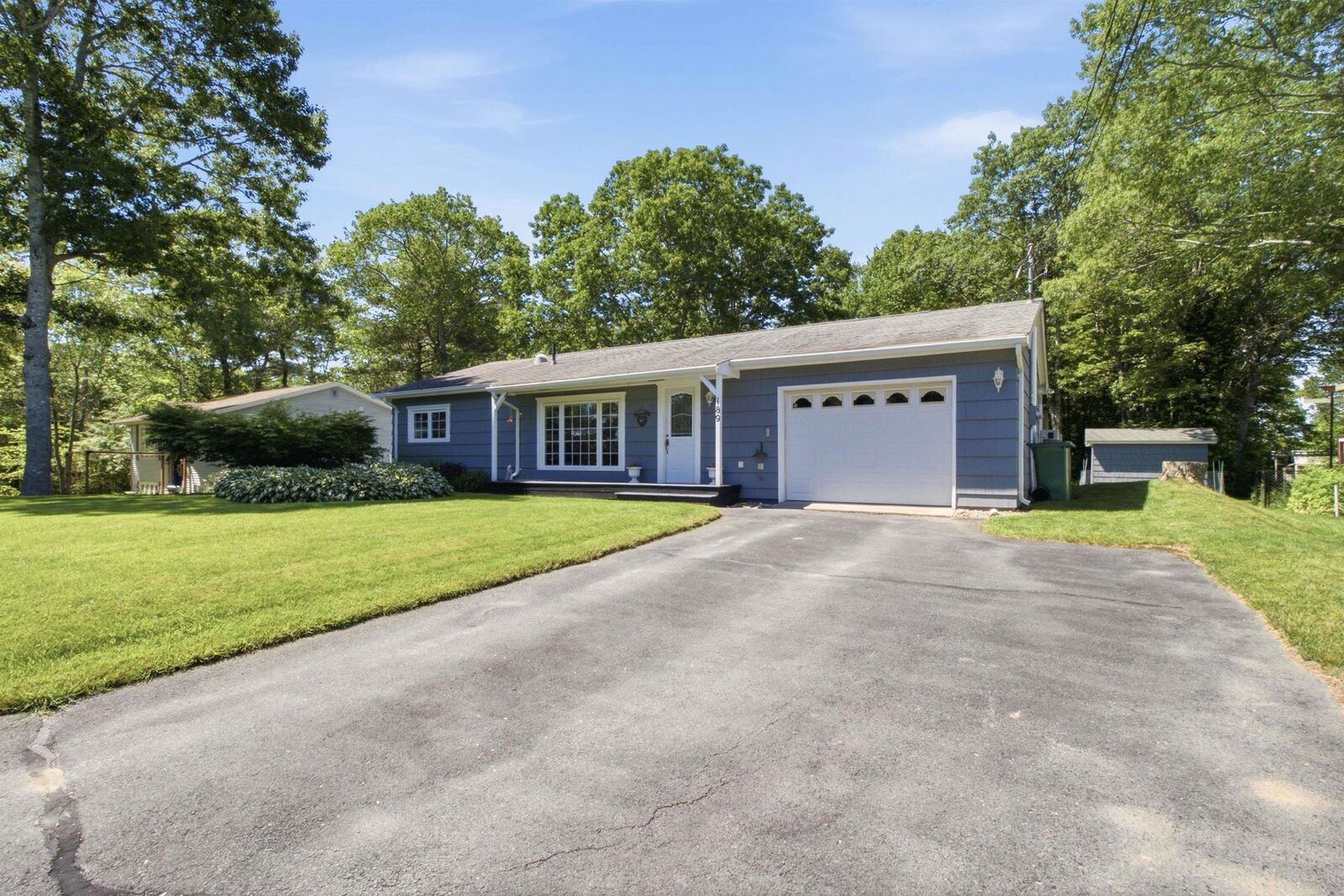 Property Photo:  189 Lakeview Road  NS B4C 4C8 
