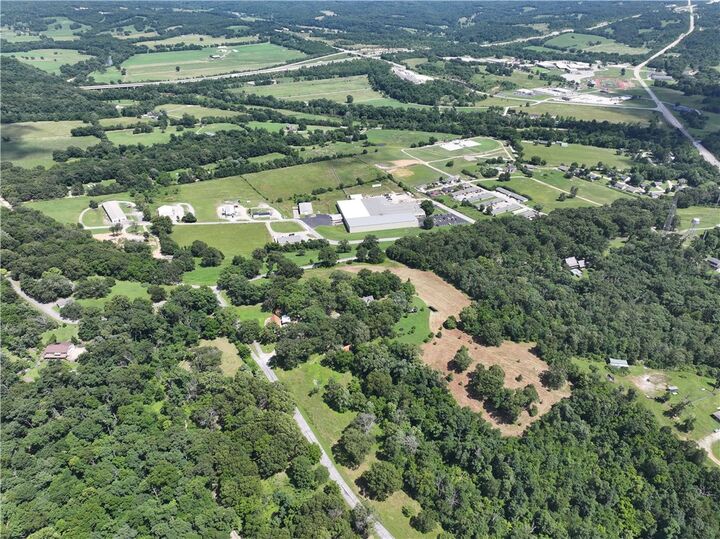 Property Photo:  495 Spring Valley Road  MO 64831 