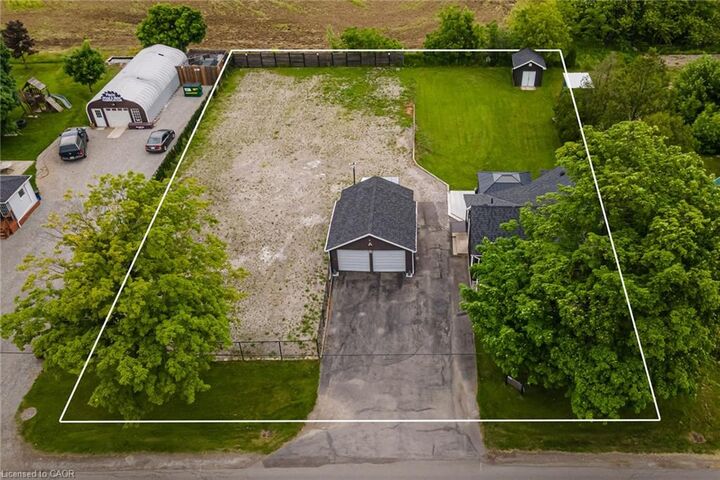 Property Photo: 9056 Airport Road ON L0R 1W0