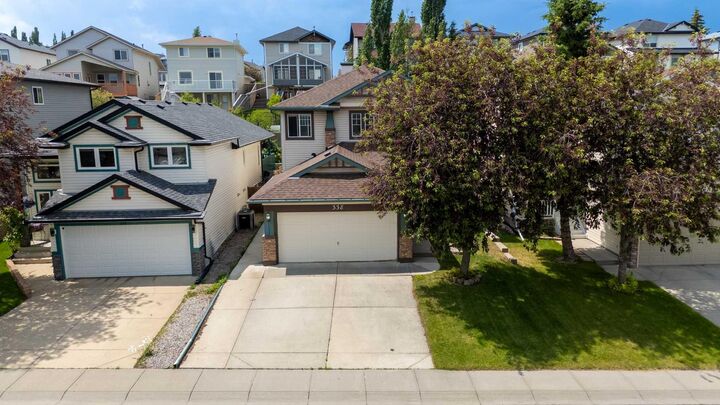 338 Panamount Drive NW — photo 1