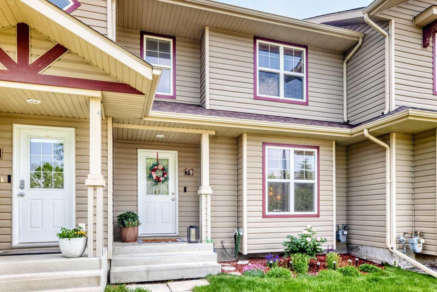 Property Photo:  79 Lawford Avenue  AB T4R 3N6 
