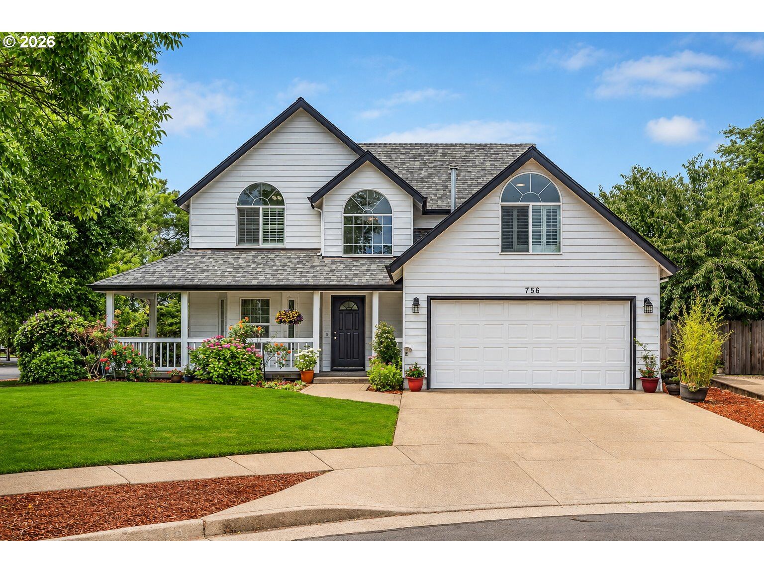 Property Photo:  756 SE Natland Pl  OR 97333 