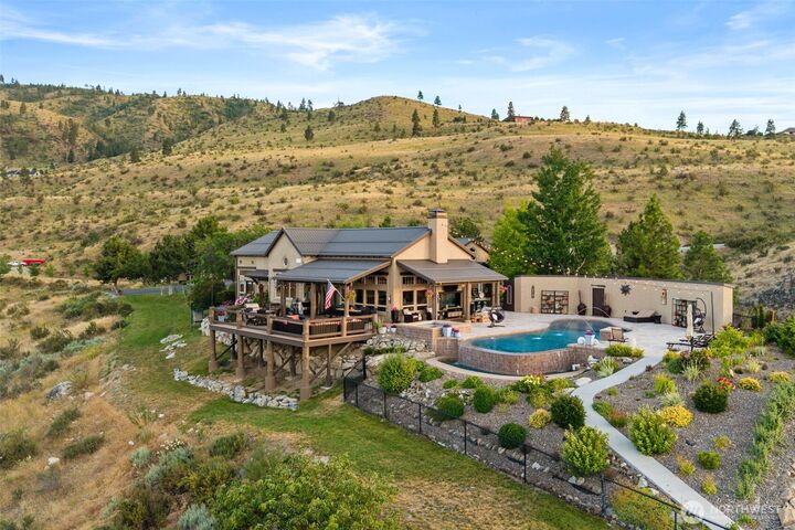 Property Photo:  340  Hawks Meadow Road  WA 98816 