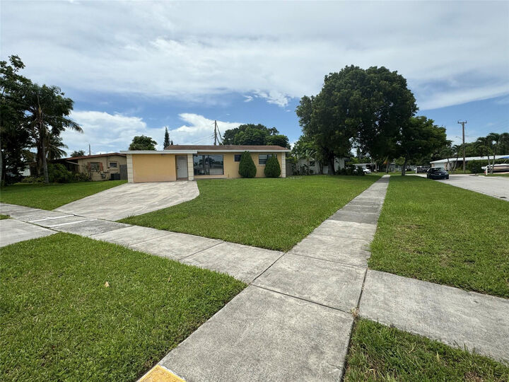 Property Photo:  6101 NW 18th Street  FL 33063 