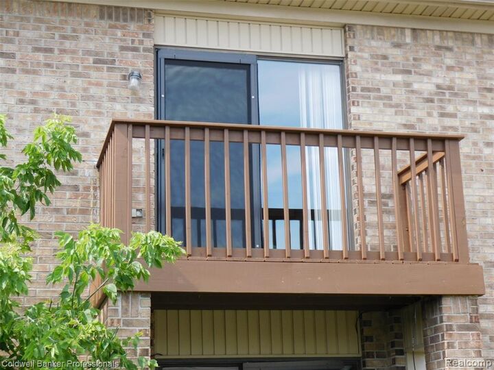 Property Photo: 284 E 13 Mile, Unit #202 MI 48071