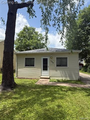 Property Photo:  756 Cedarlawn Road  MI 48328 