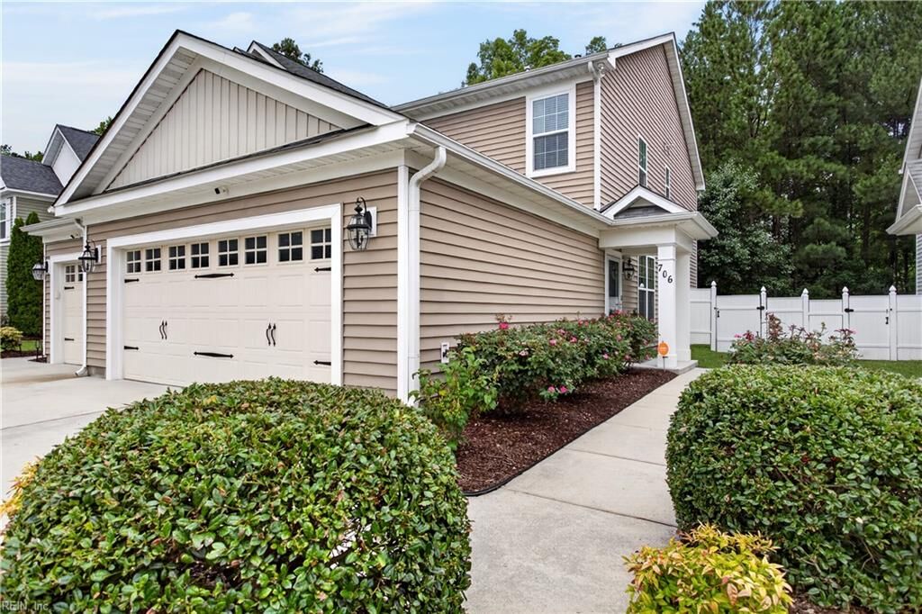 Property Photo: 706 Albertine Ct VA 23320