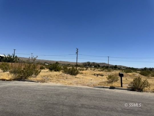Property Photo:  081-343-14 Coronado Ave  CA 93555 