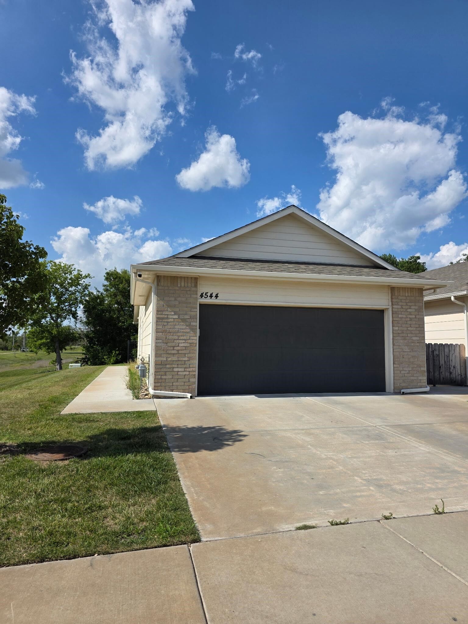 Property Photo:  4544 N Sandplum St  KS 67205-2626 