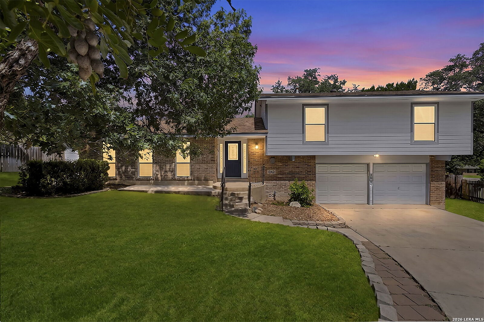Property Photo: 2005 Crooked Creek St TX 78232