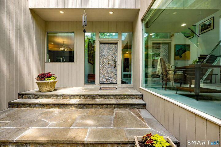 Property Photo:  25 Milan Road  CT 06525 