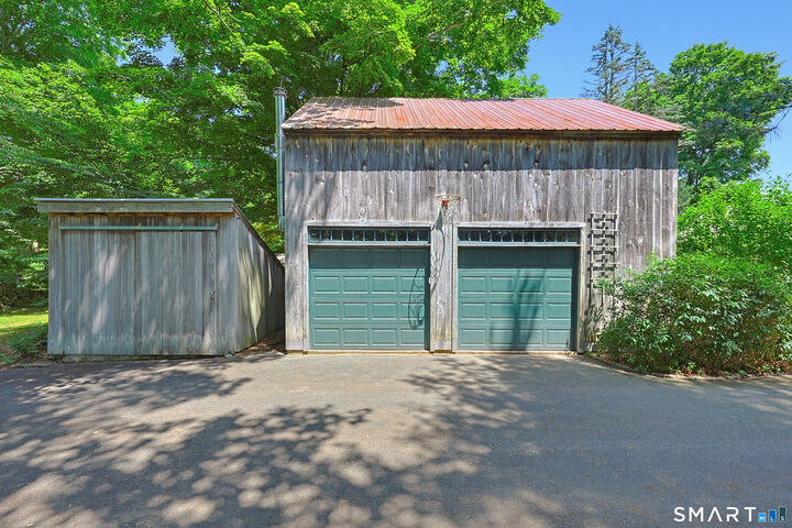 Property Photo:  302 Route 81  CT 06419 